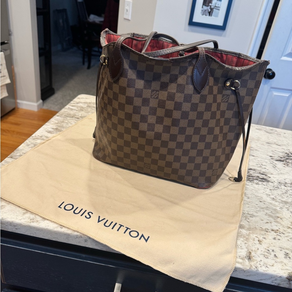 Louis Vuitton Neverfull MM